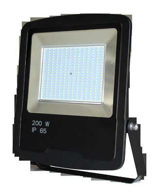 8000LM Bảng điều khiển silicon đơn tinh thể Đèn pha sử dụng năng lượng mặt trời 18V 63W